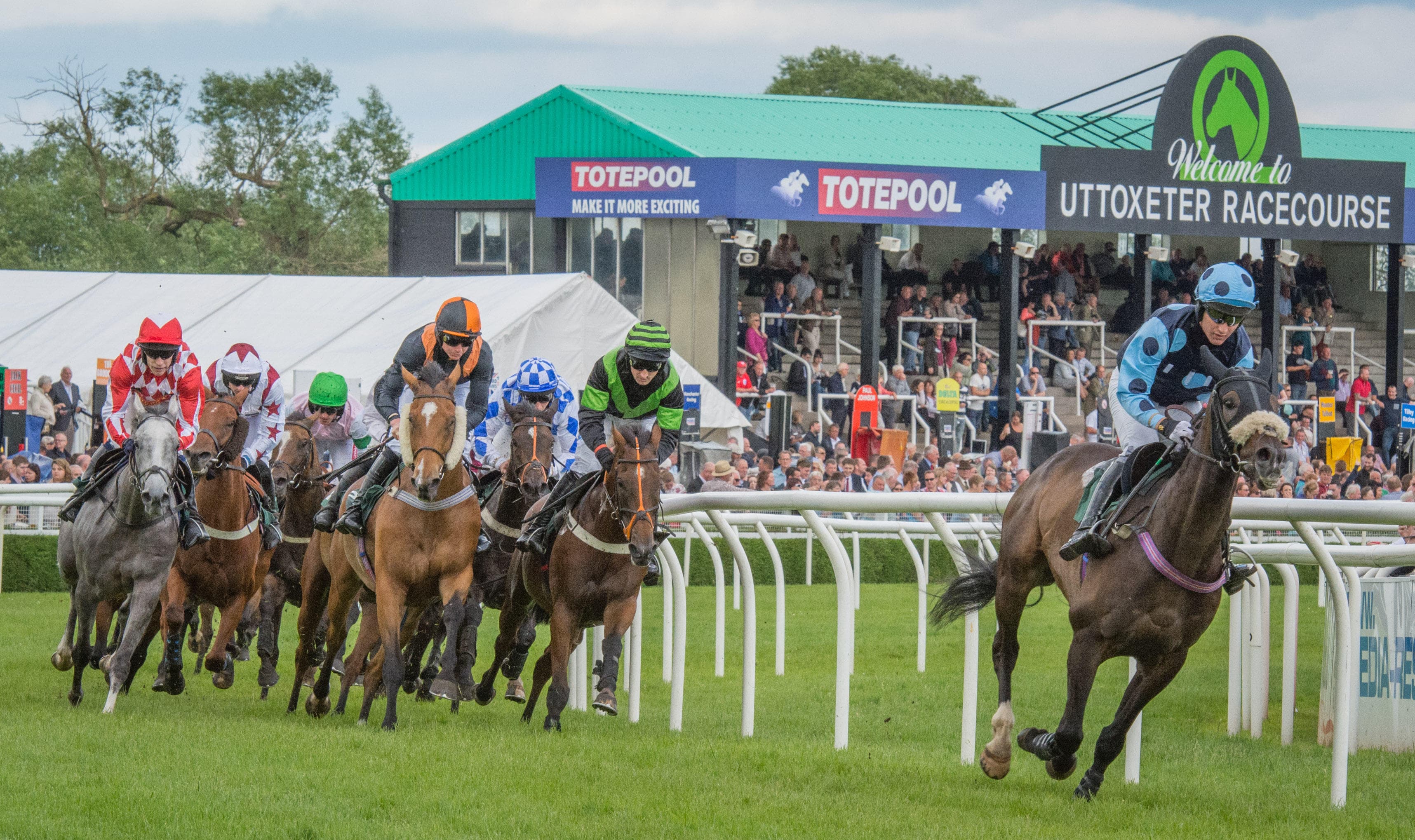 ITV Racing Tips – Saturday 14th March 2026 Best Bets for Uttoxeter & Kempton